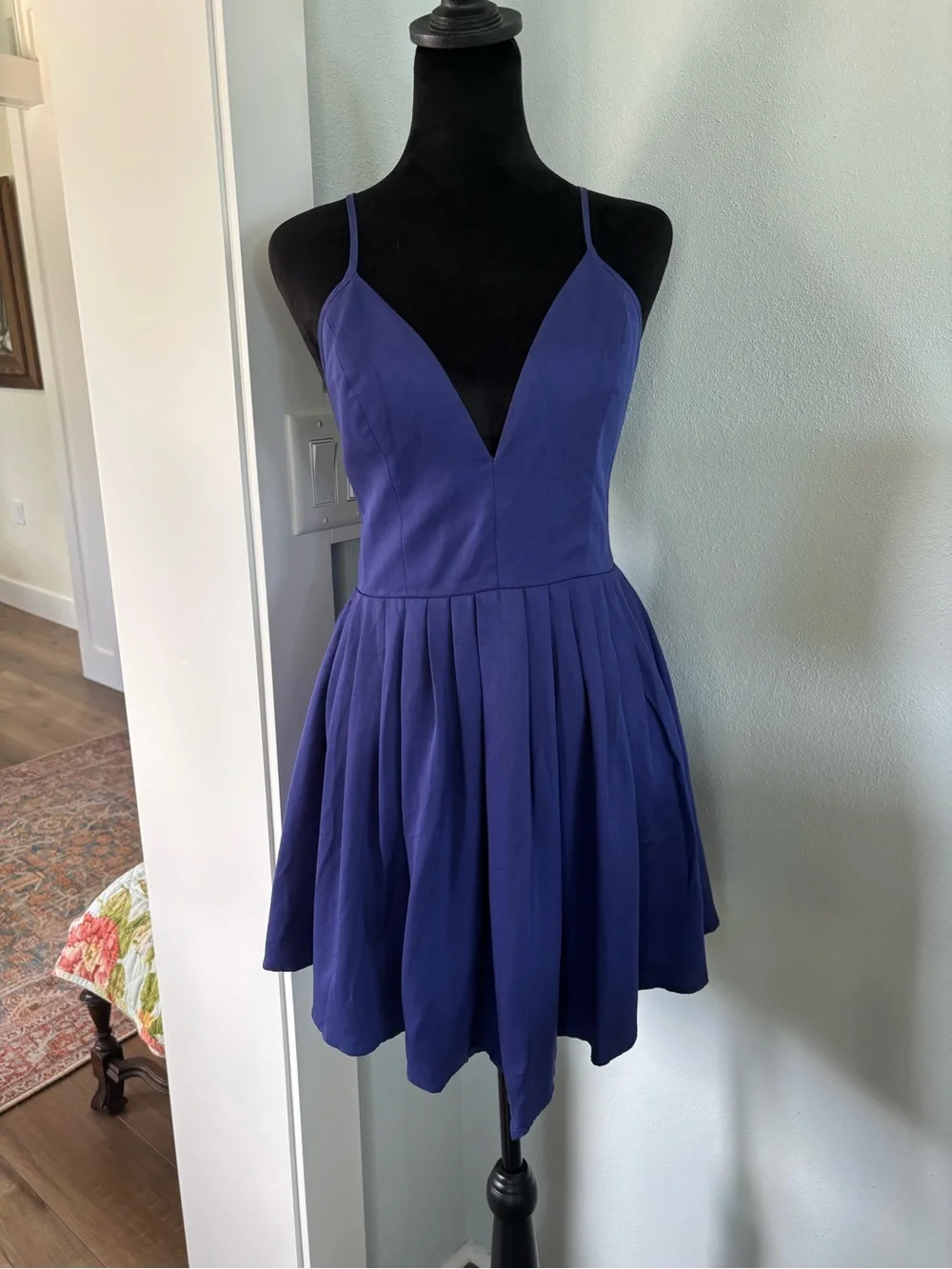 NBD Cobalt Navy Blue V-Neck Cross-Back Mini Dress small